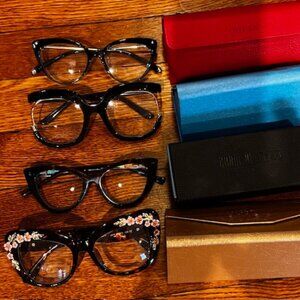 Third set of Zeelol glasses in Black